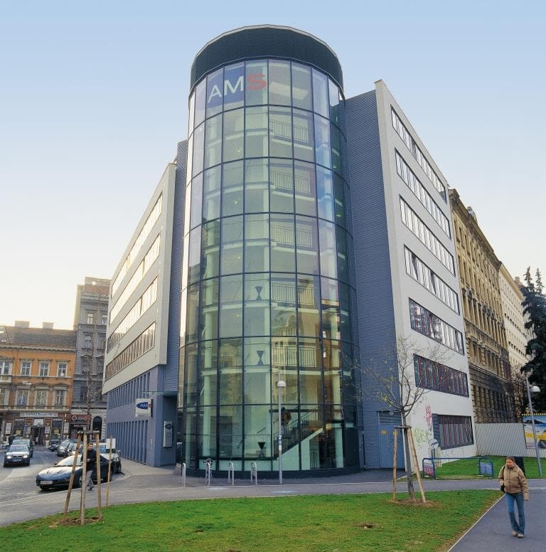 Architektonisches Glas - Eine neue Form von PERFEKTION in Glas und Alu